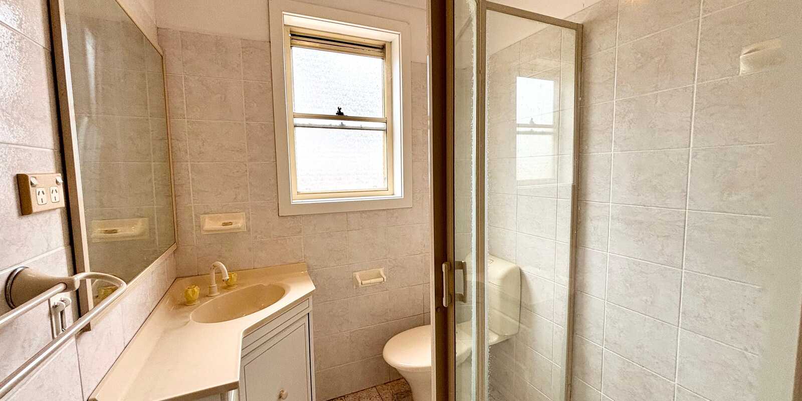 57 Lingayen Avenue Lethbridge Park