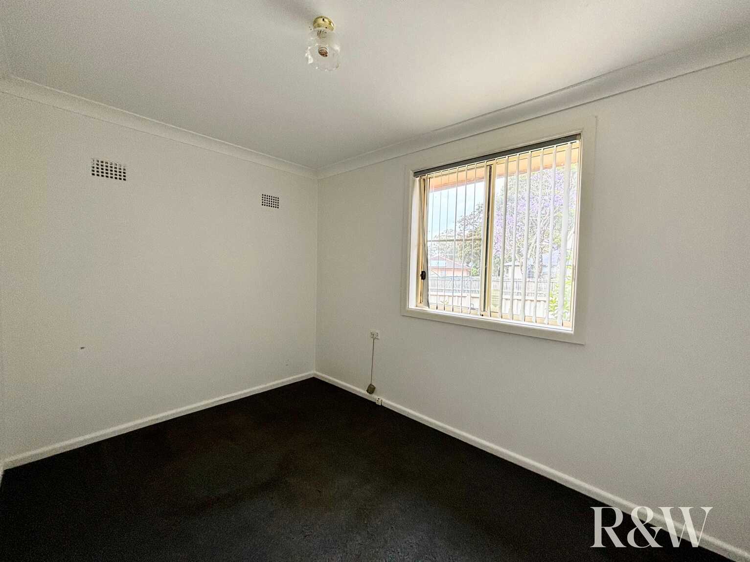57 Lingayen Avenue Lethbridge Park