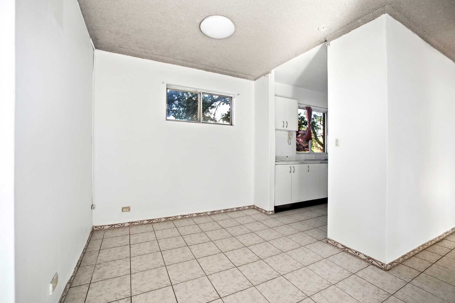 9/15 Acacia Street Cabramatta