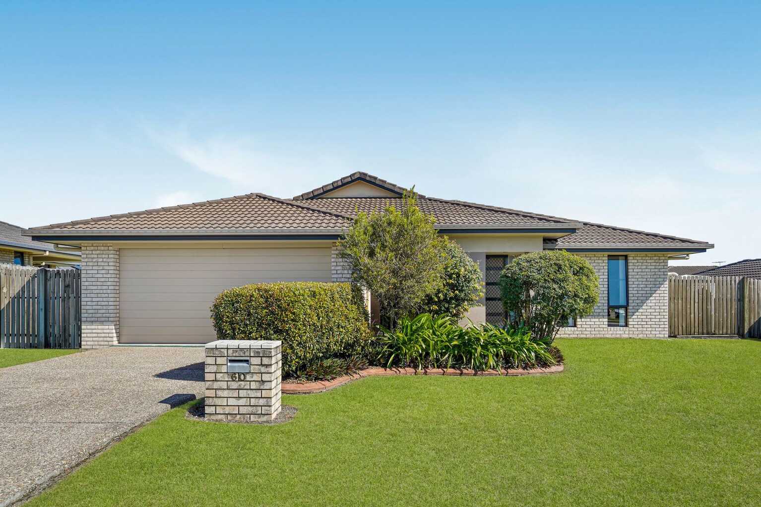 60 Coach Road West Morayfield 60 Coach Road West Morayfield