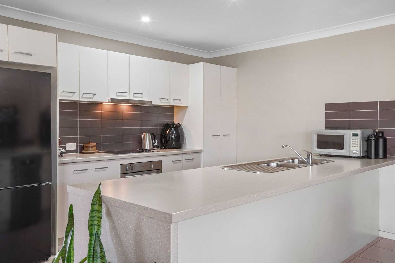 60 Coach Road West Morayfield 60 Coach Road West Morayfield