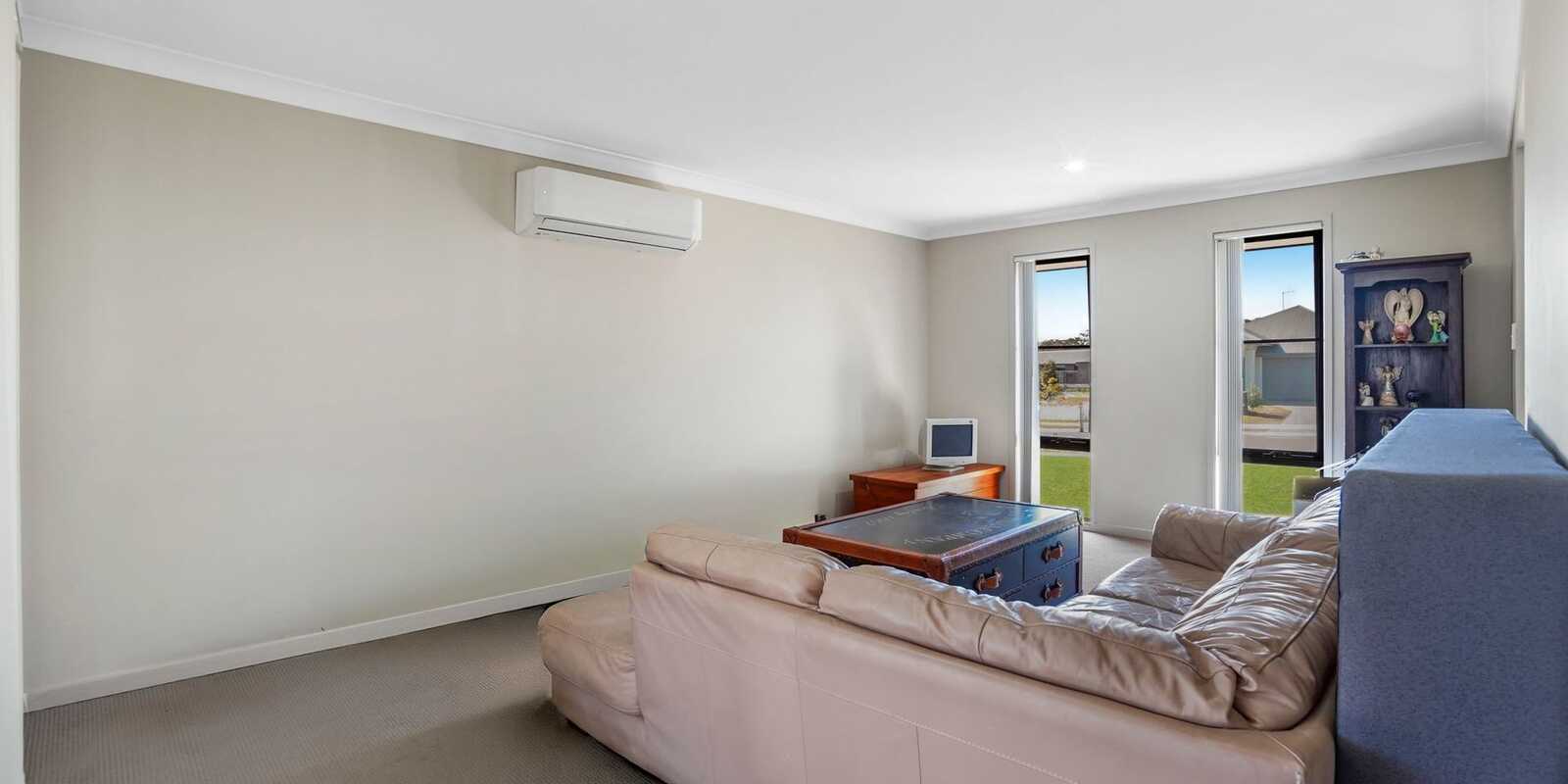60 Coach Road West Morayfield 60 Coach Road West Morayfield
