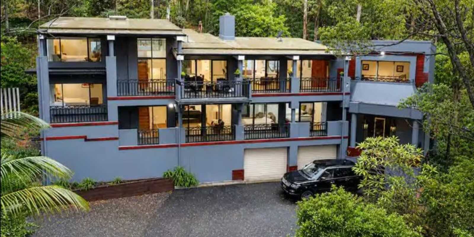 1 Weston Street Saratoga