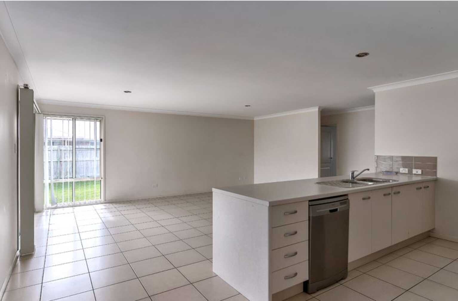 10 Stream Place Bellmere