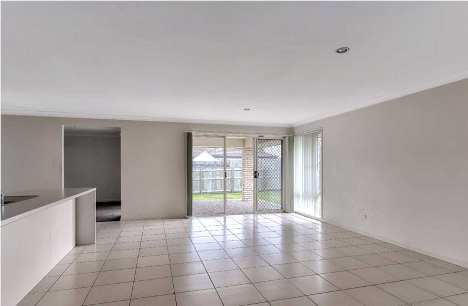 10 Stream Place Bellmere