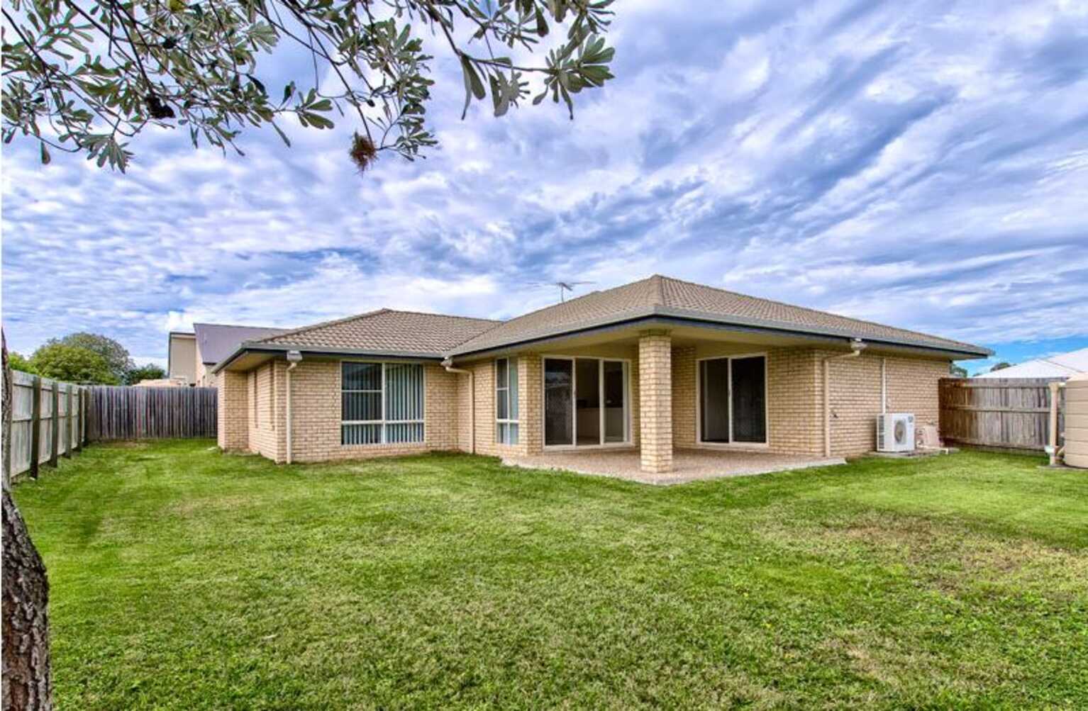 10 Stream Place Bellmere