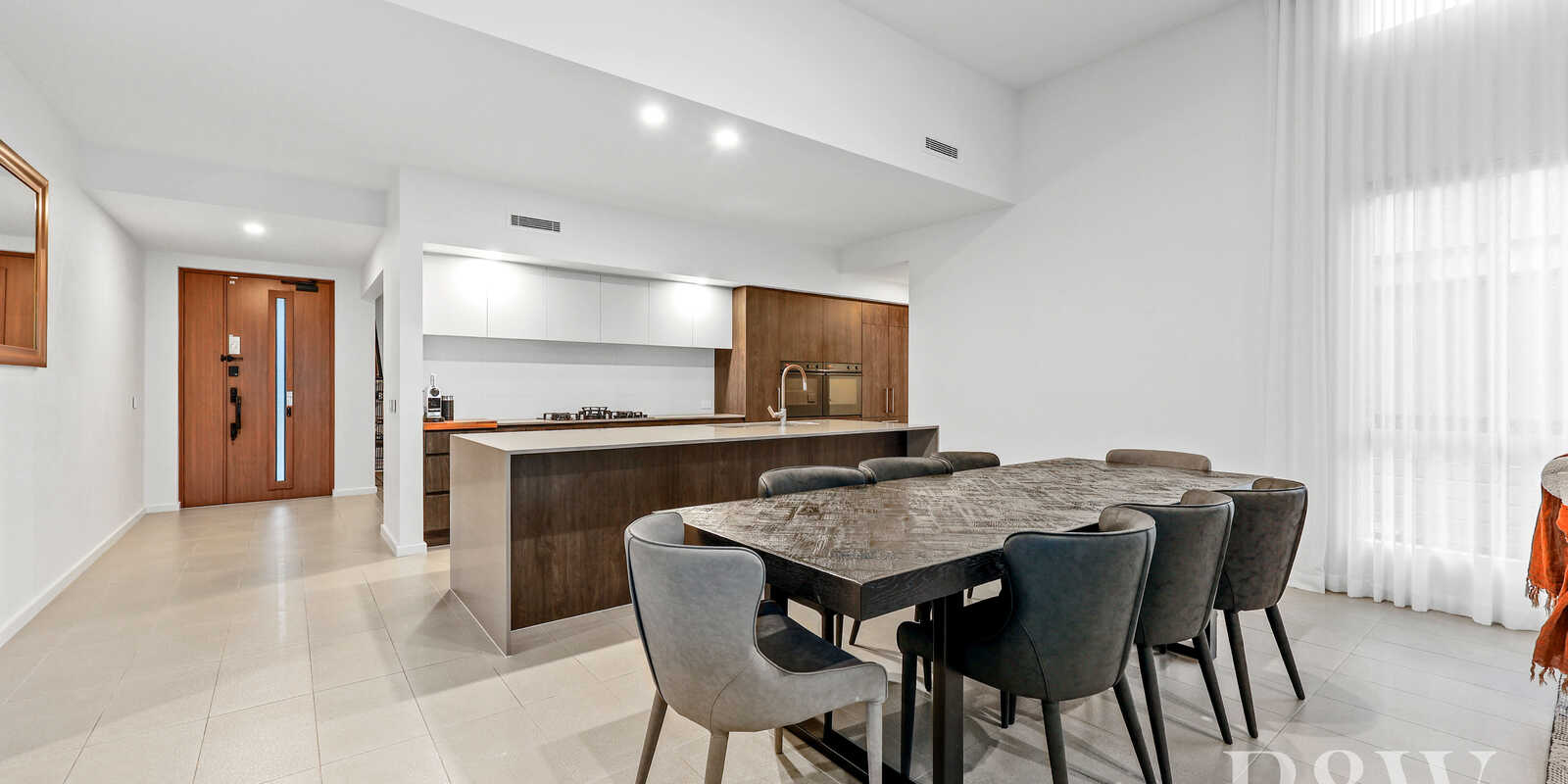 9 Hewitson Court Gledswood Hills 9 Hewitson Court Gledswood Hills