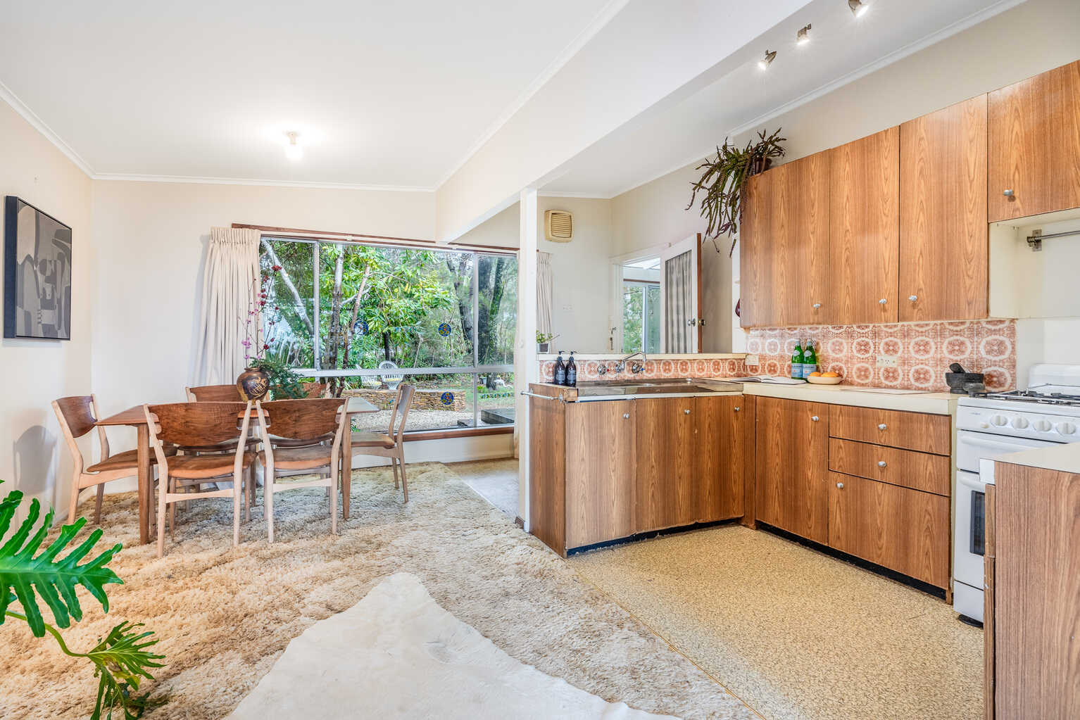 33 Days Crescent Blackheath 33 Days Crescent Blackheath