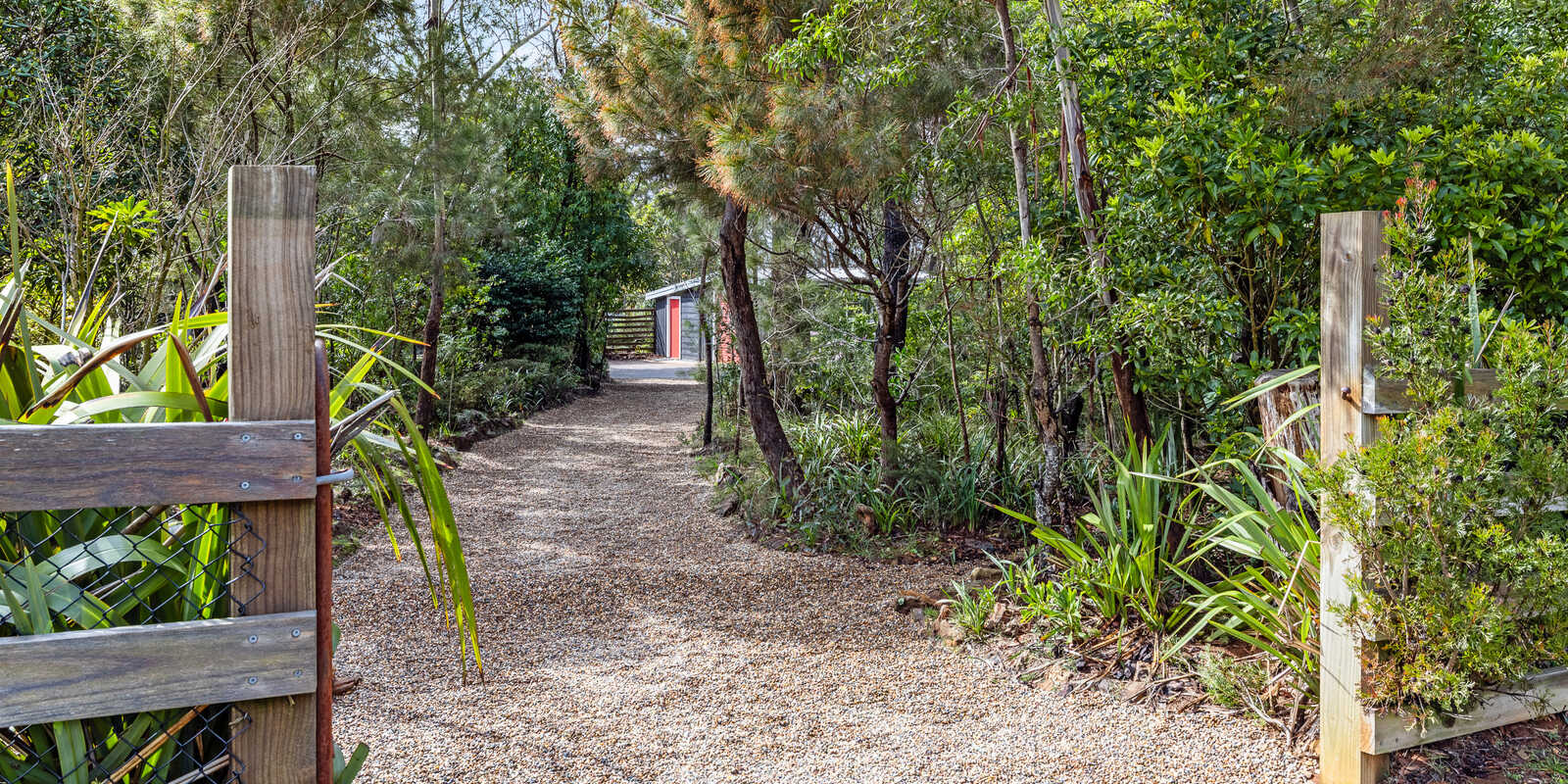 33 Days Crescent Blackheath 33 Days Crescent Blackheath