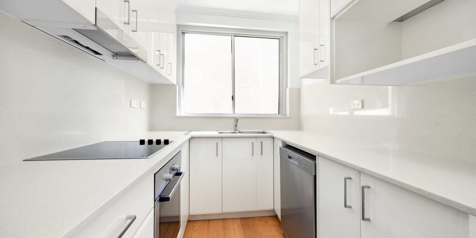 3/33 Sir Thomas Mitchell Road Bondi Beach