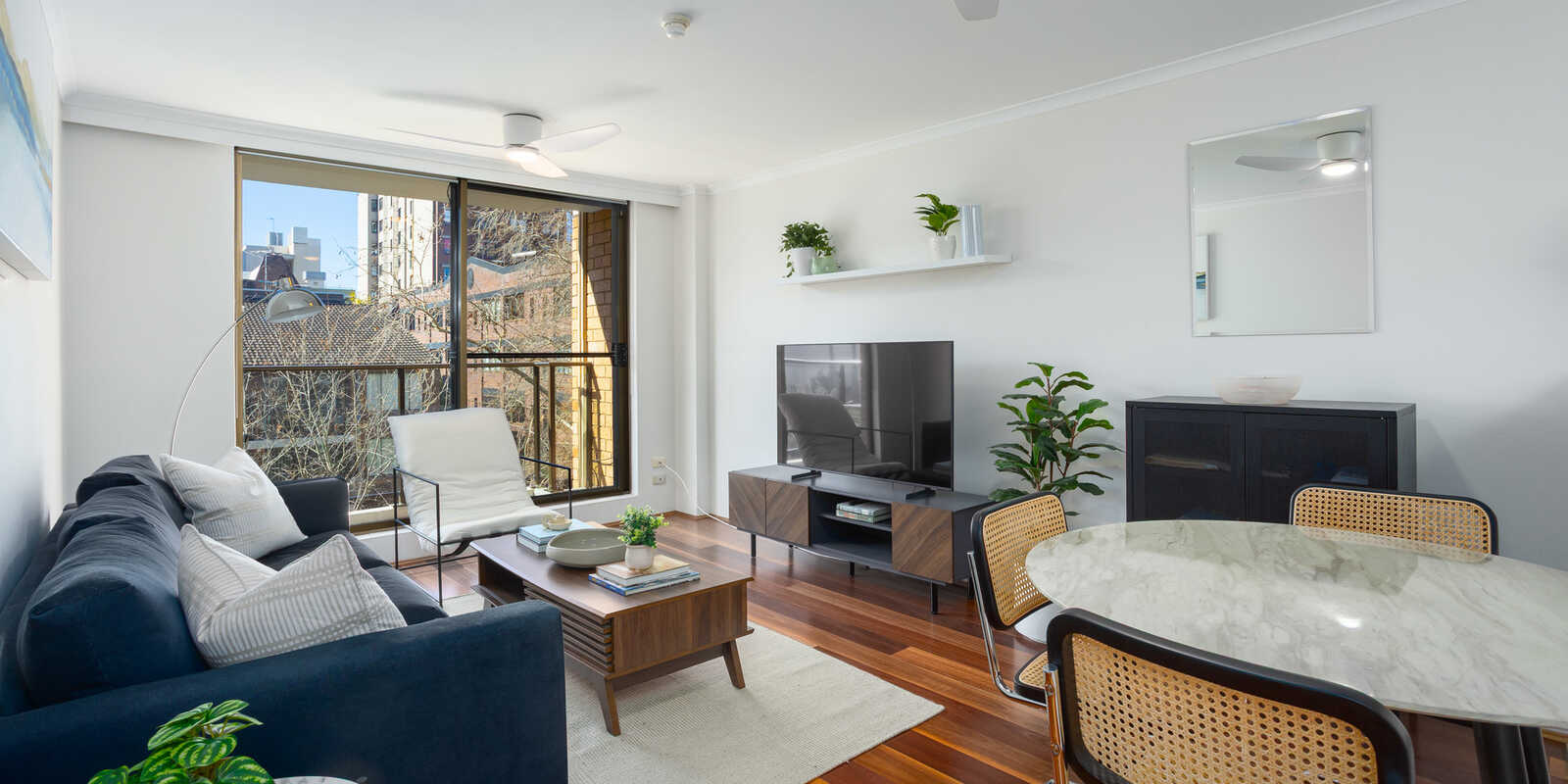 407/2  Springfield Avenue Potts Point