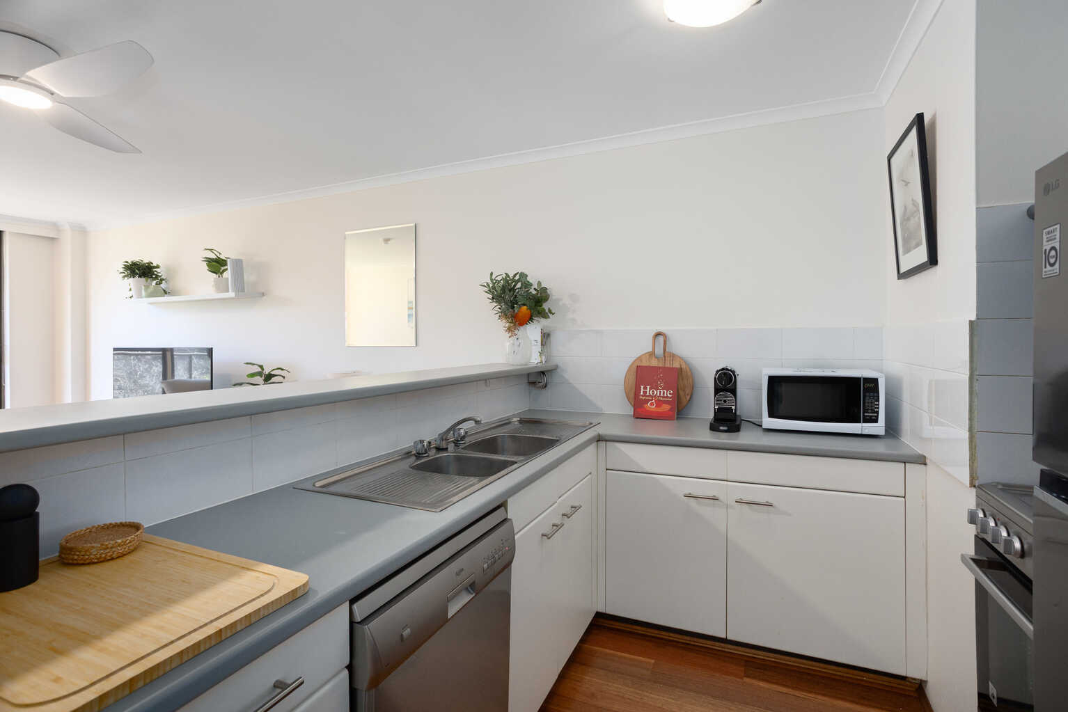 407/2  Springfield Avenue Potts Point
