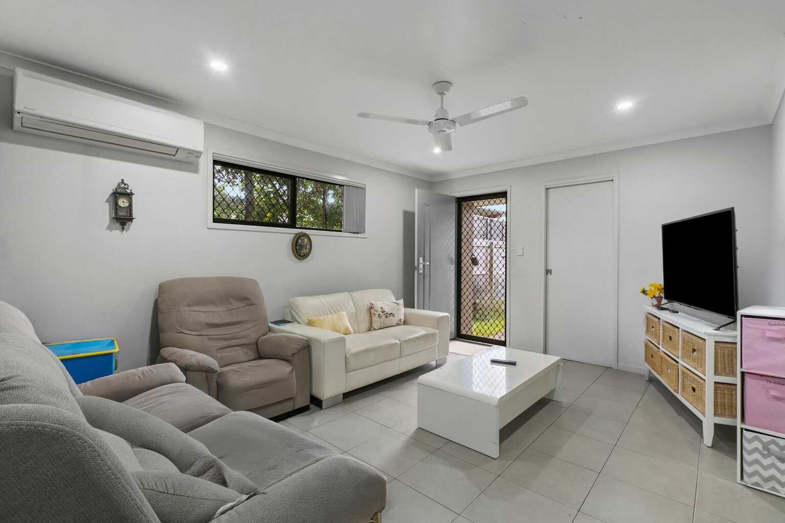 2/25 Lyndon Way Bellmere 2/25 Lyndon Way Bellmere