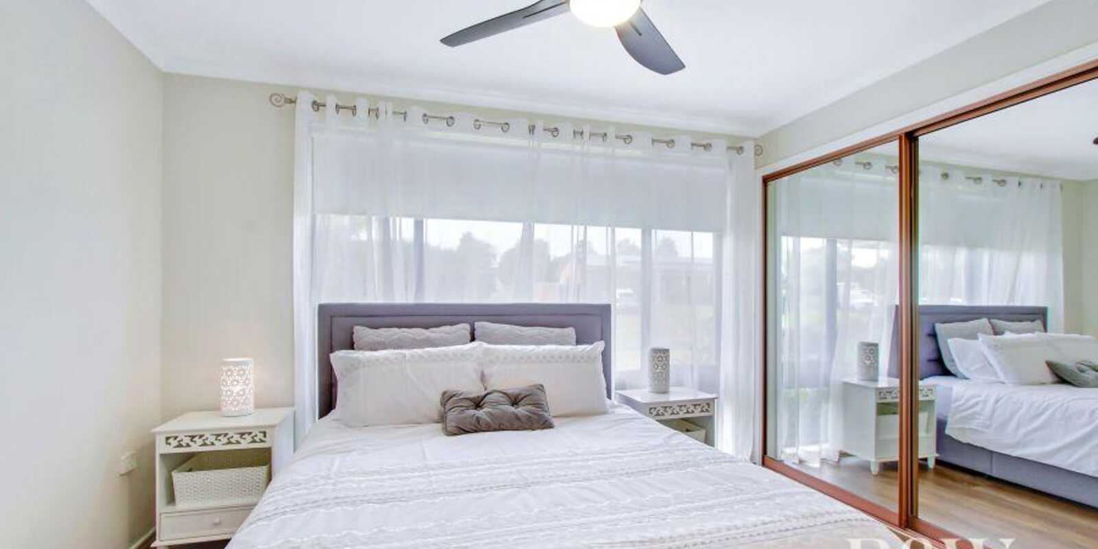4 Como Close St Clair