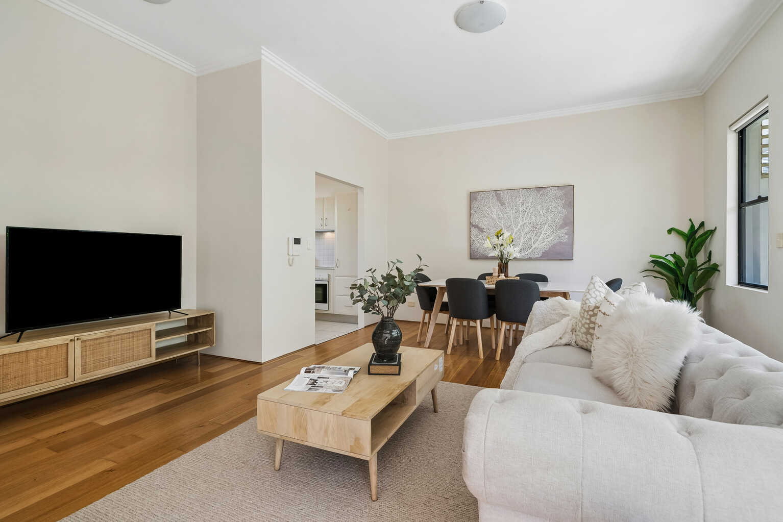 3/50 Eastern Valley Way Northbridge