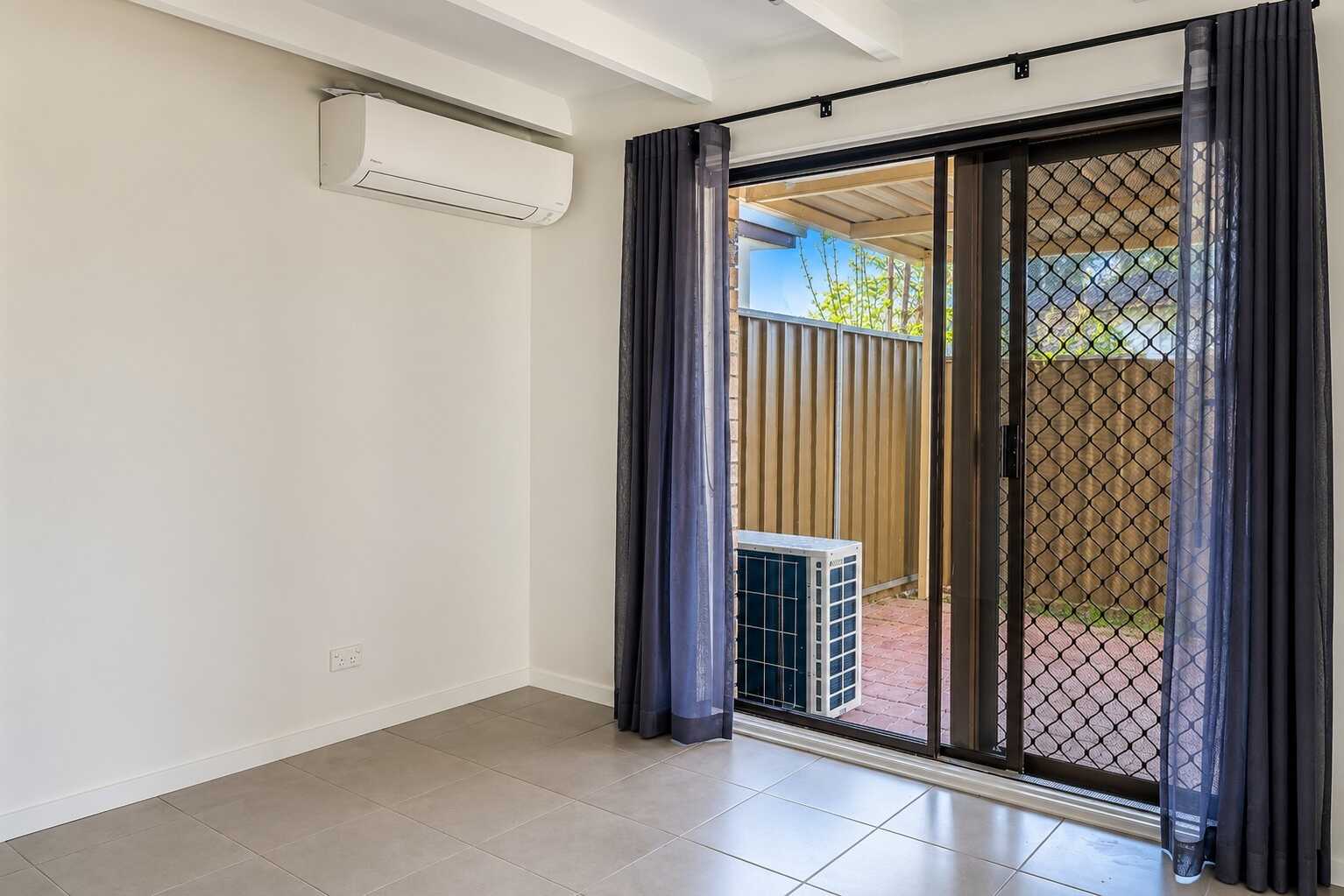 8/16 Hardy Street Fairfield