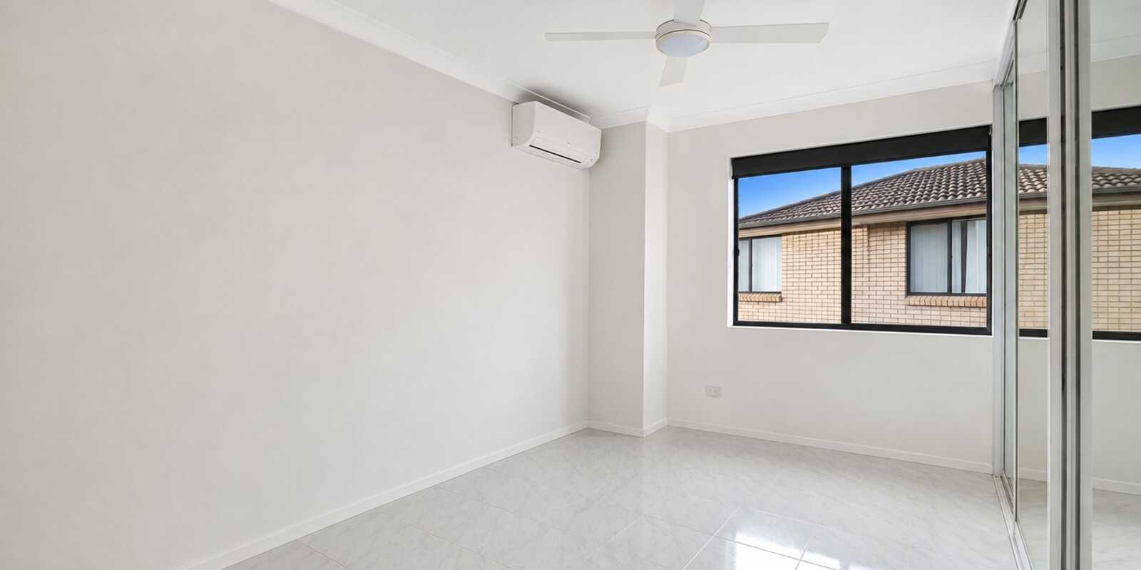 8/16 Hardy Street Fairfield