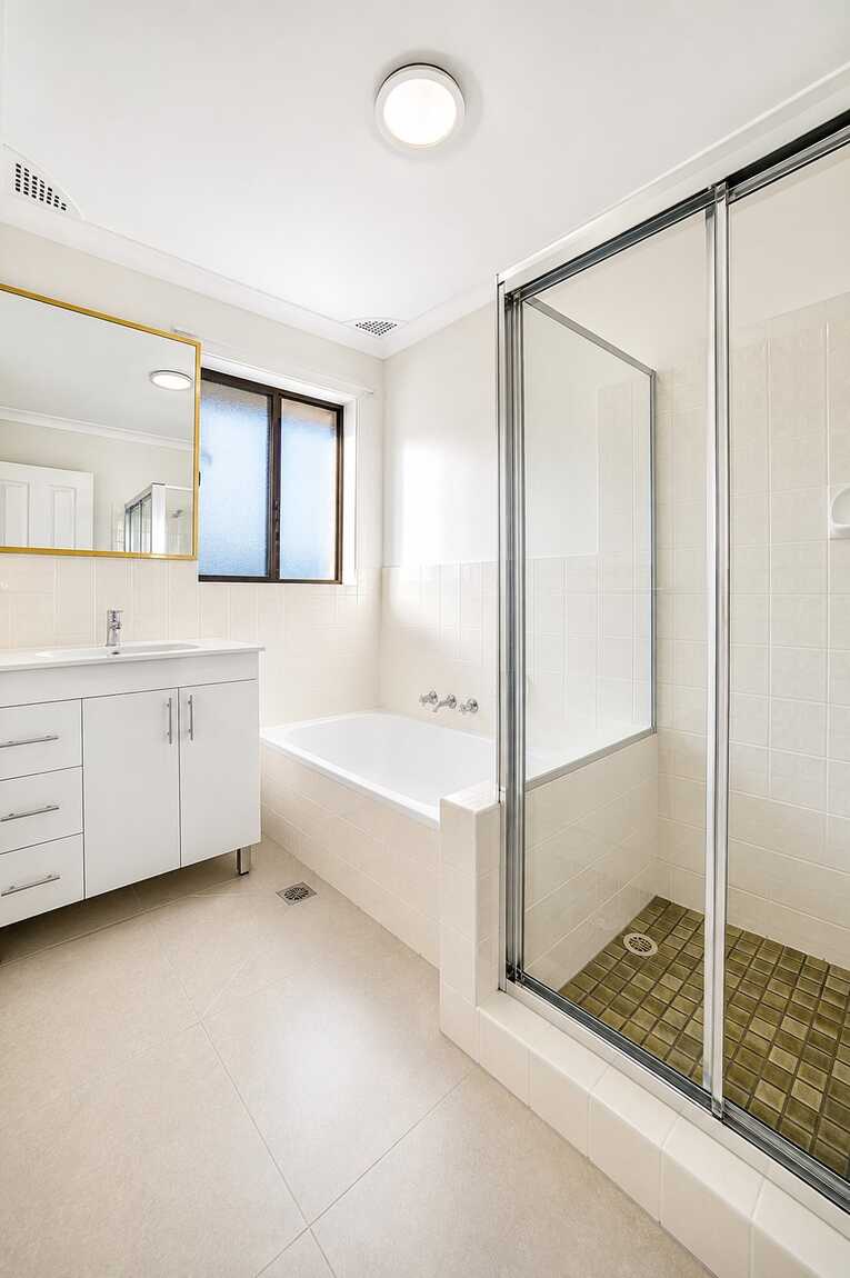 8/16 Hardy Street Fairfield