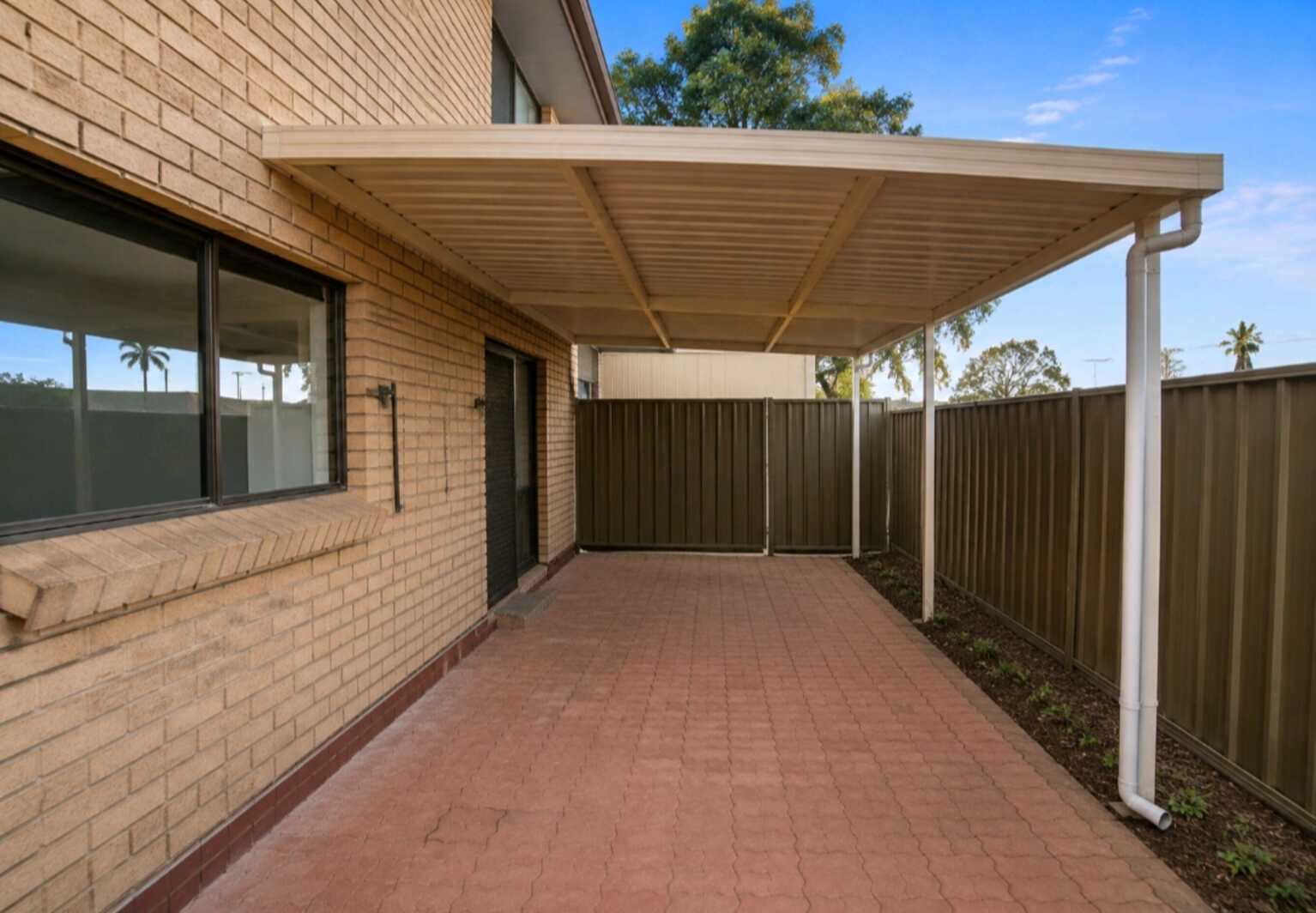 8/16 Hardy Street Fairfield