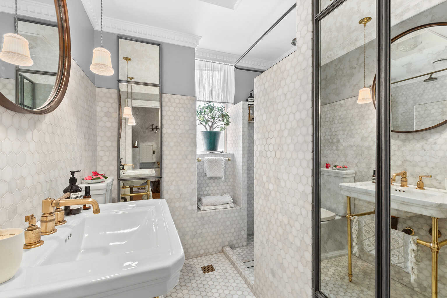 43/8 Birtley Place Elizabeth Bay 43/8 Birtley Place Elizabeth Bay
