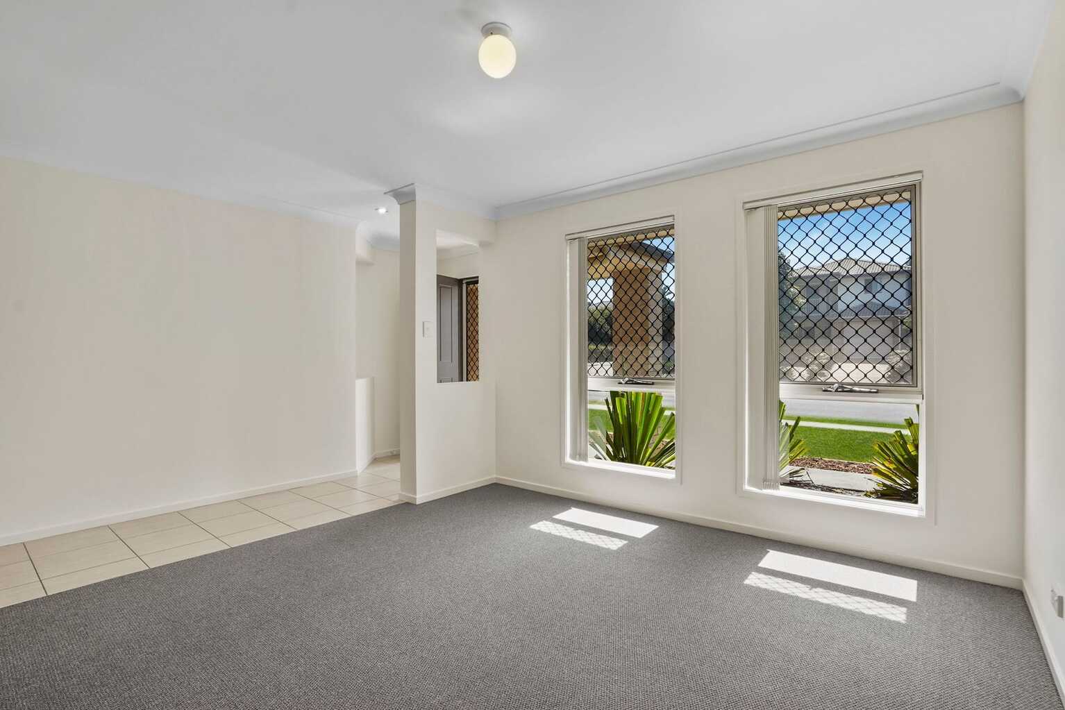 22 Piccadilly Street Bellmere 22 Piccadilly Street Bellmere
