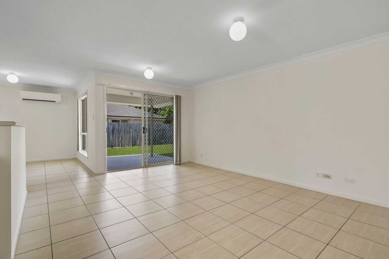 22 Piccadilly Street Bellmere 22 Piccadilly Street Bellmere