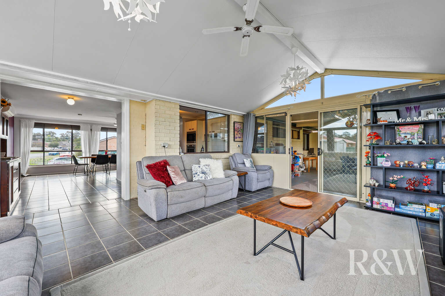 2 BERNARDO STREET Rosemeadow 2 BERNARDO STREET Rosemeadow