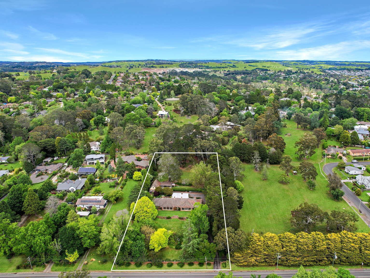 31-33 Robertson Road Moss Vale 31-33 Robertson Road Moss Vale