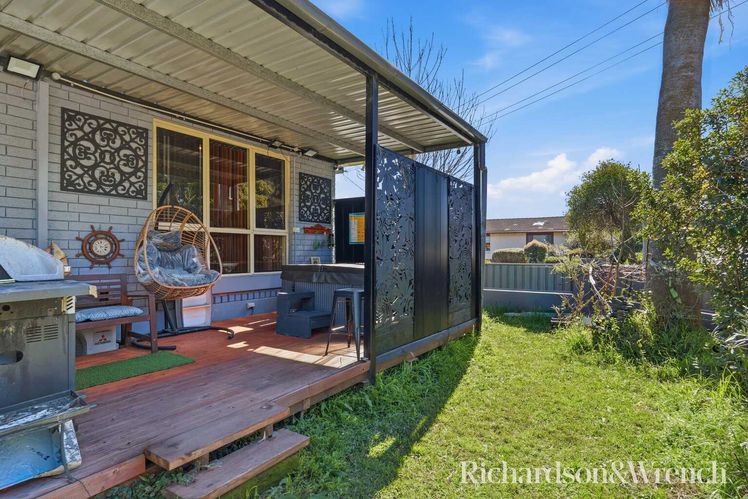 22 Jindalee Avenue Point Clare 22 Jindalee Avenue Point Clare