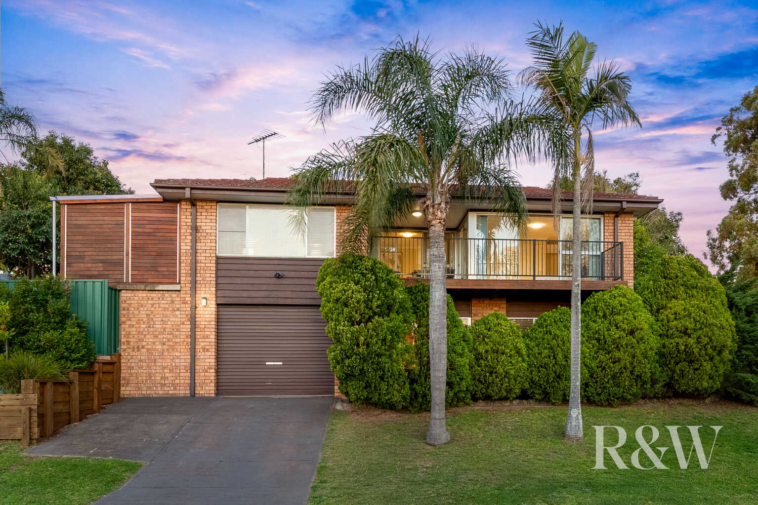24 AKUNA AVENUE Bradbury 24 AKUNA AVENUE Bradbury