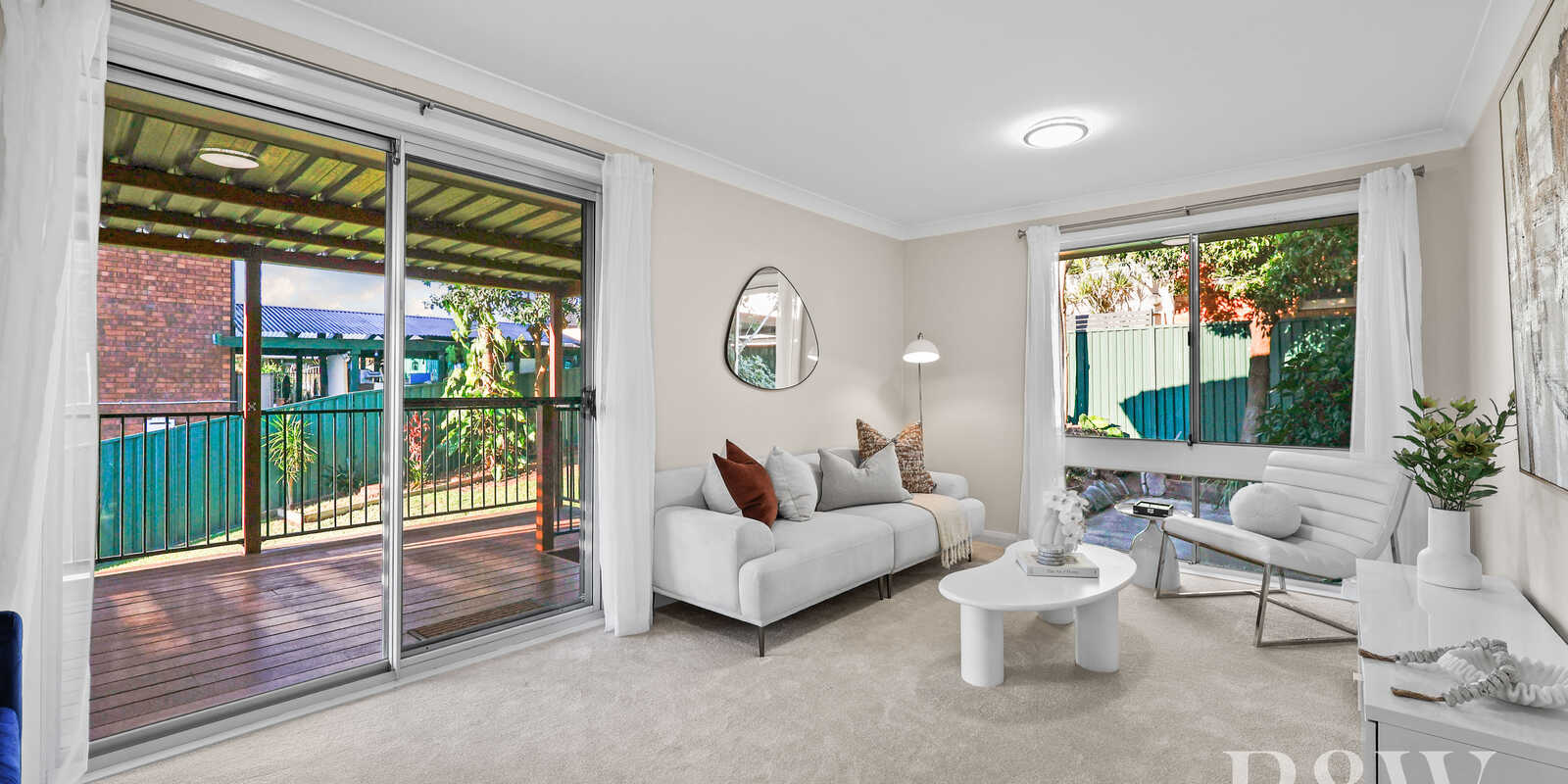 24 AKUNA AVENUE Bradbury 24 AKUNA AVENUE Bradbury