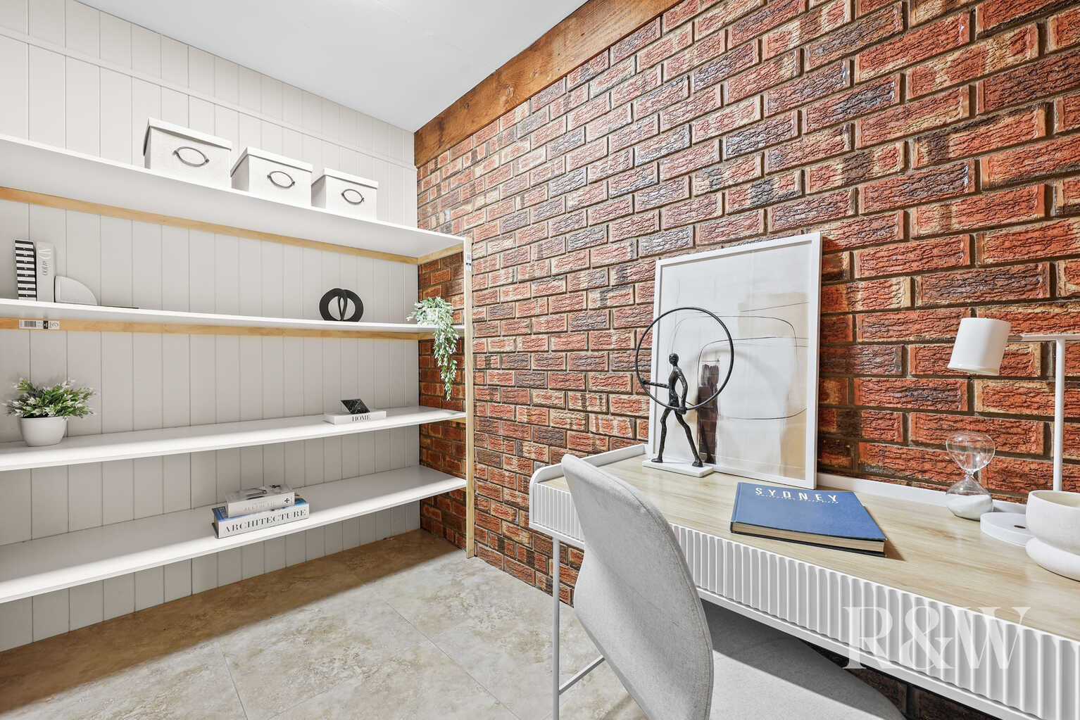 24 AKUNA AVENUE Bradbury 24 AKUNA AVENUE Bradbury