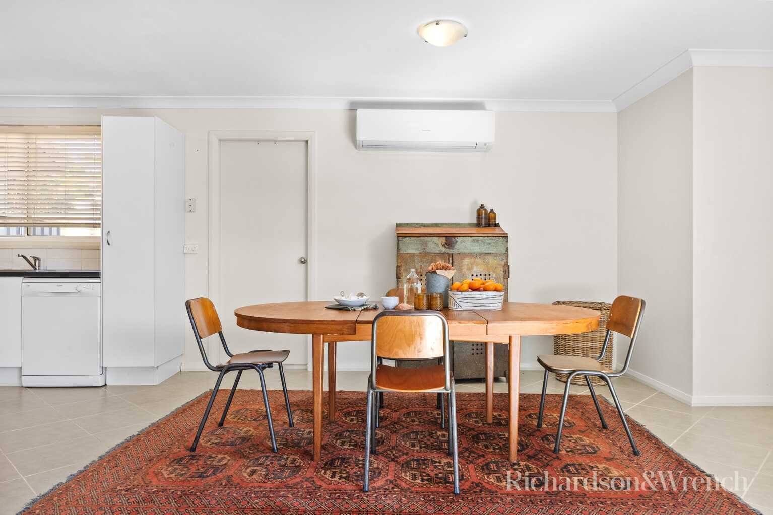 2/9 Telopea Street Booker Bay