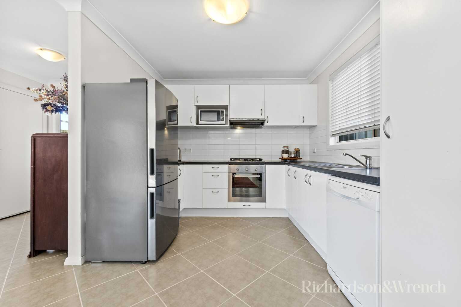 2/9 Telopea Street Booker Bay