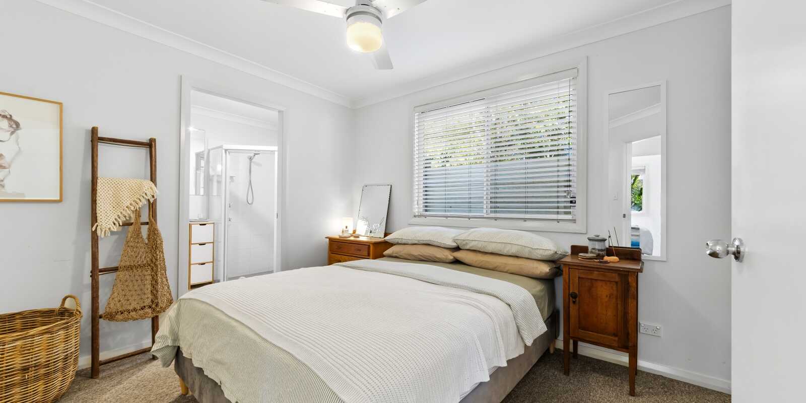 2/9 Telopea Street Booker Bay