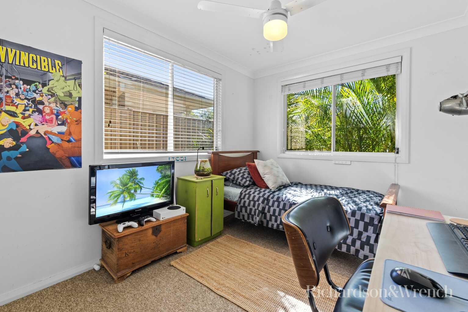 2/9 Telopea Street Booker Bay