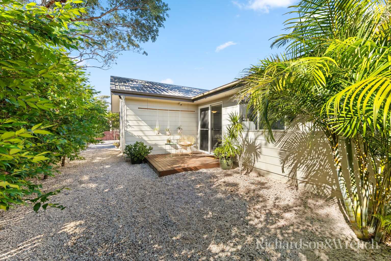 2/9 Telopea Street Booker Bay