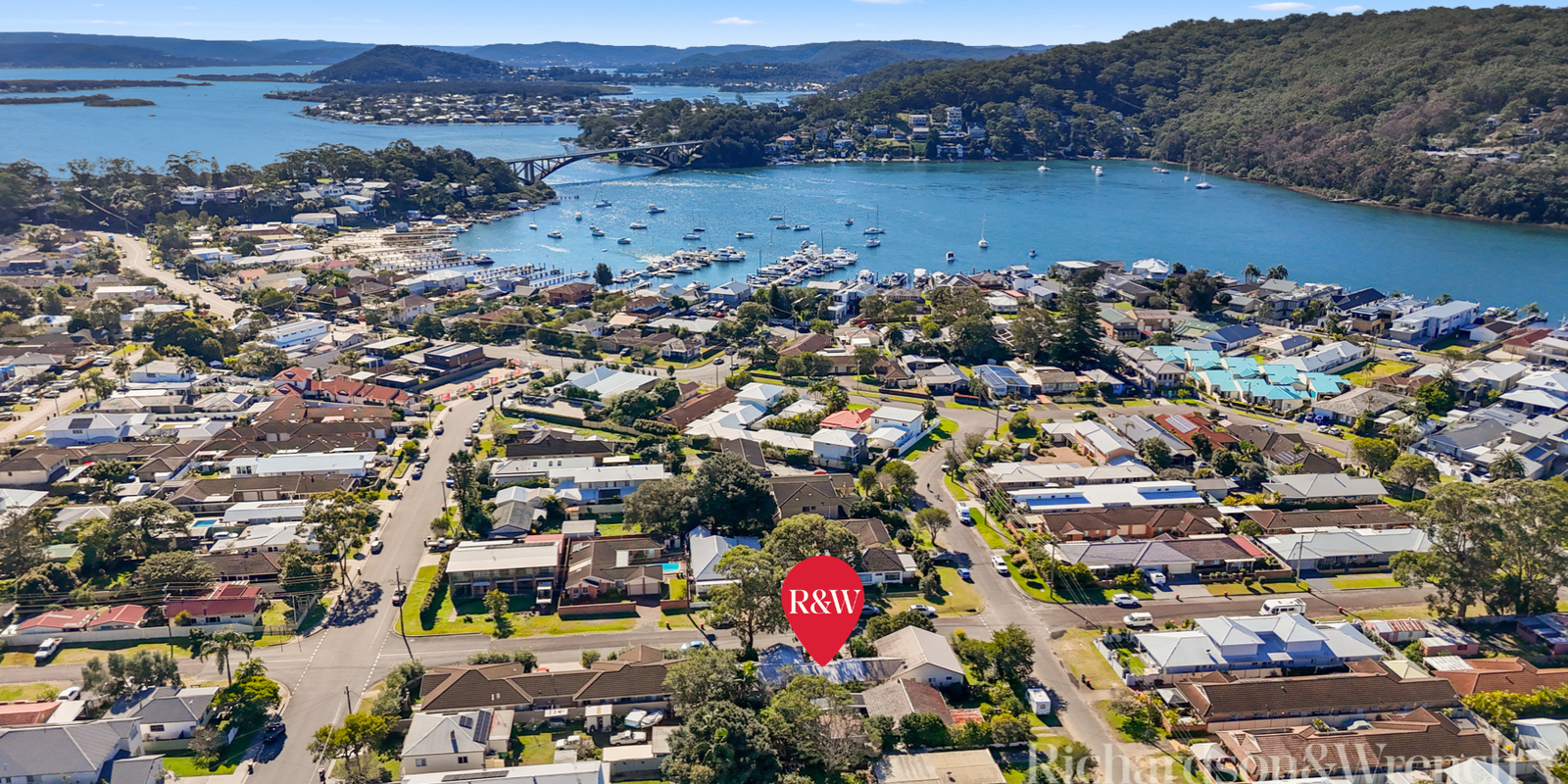 2/9 Telopea Street Booker Bay