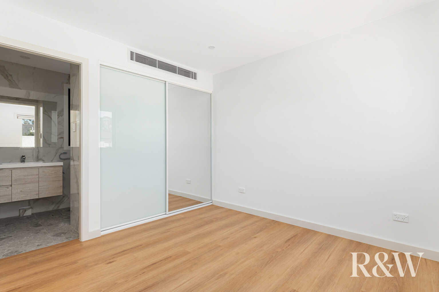 4/17 Stafford Street Kingswood