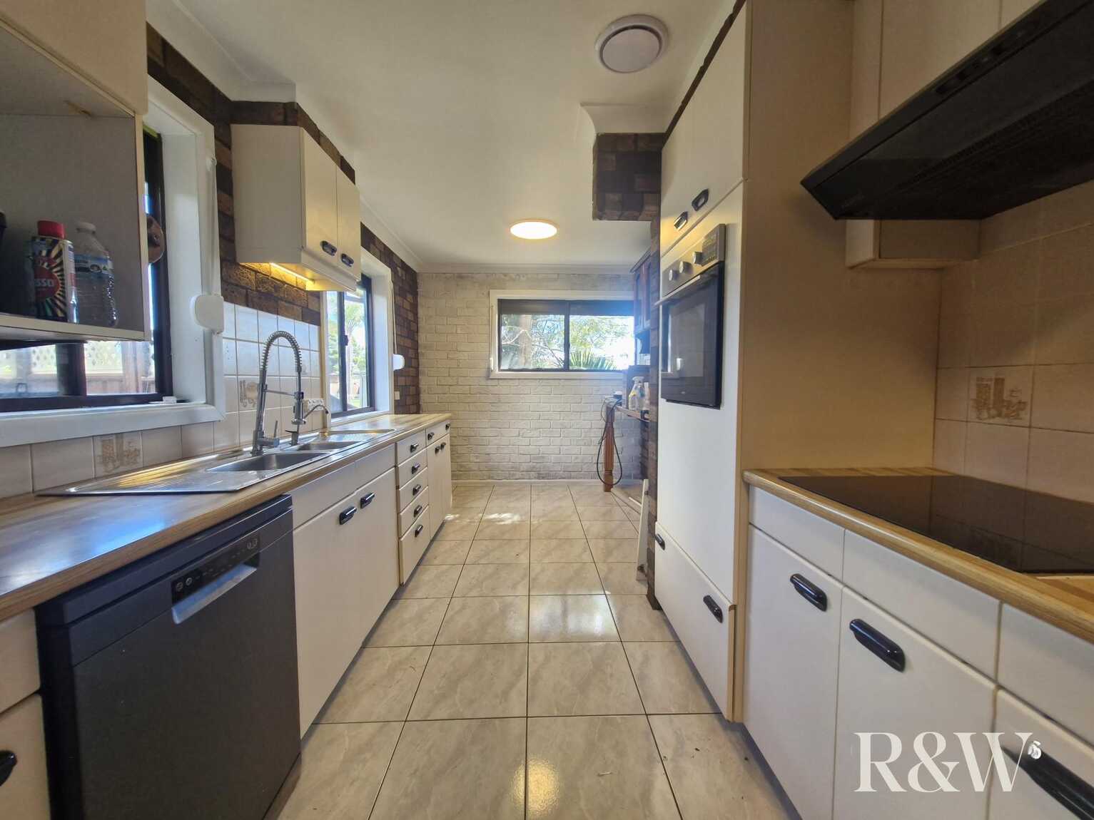 161 Captain Cook Drive Willmot
