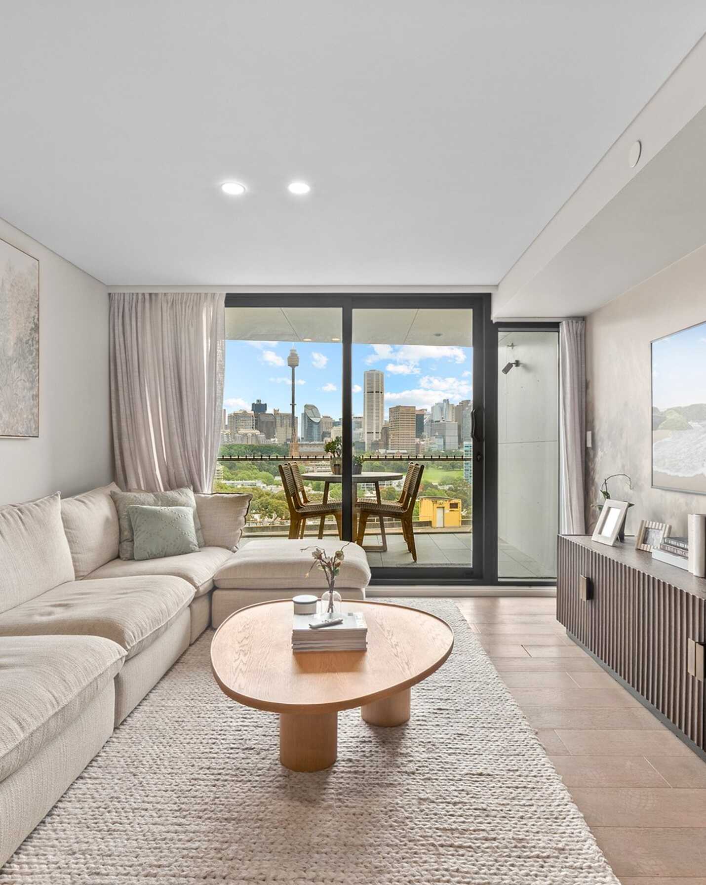 507/226 Victoria Street, Potts Point - Image 1