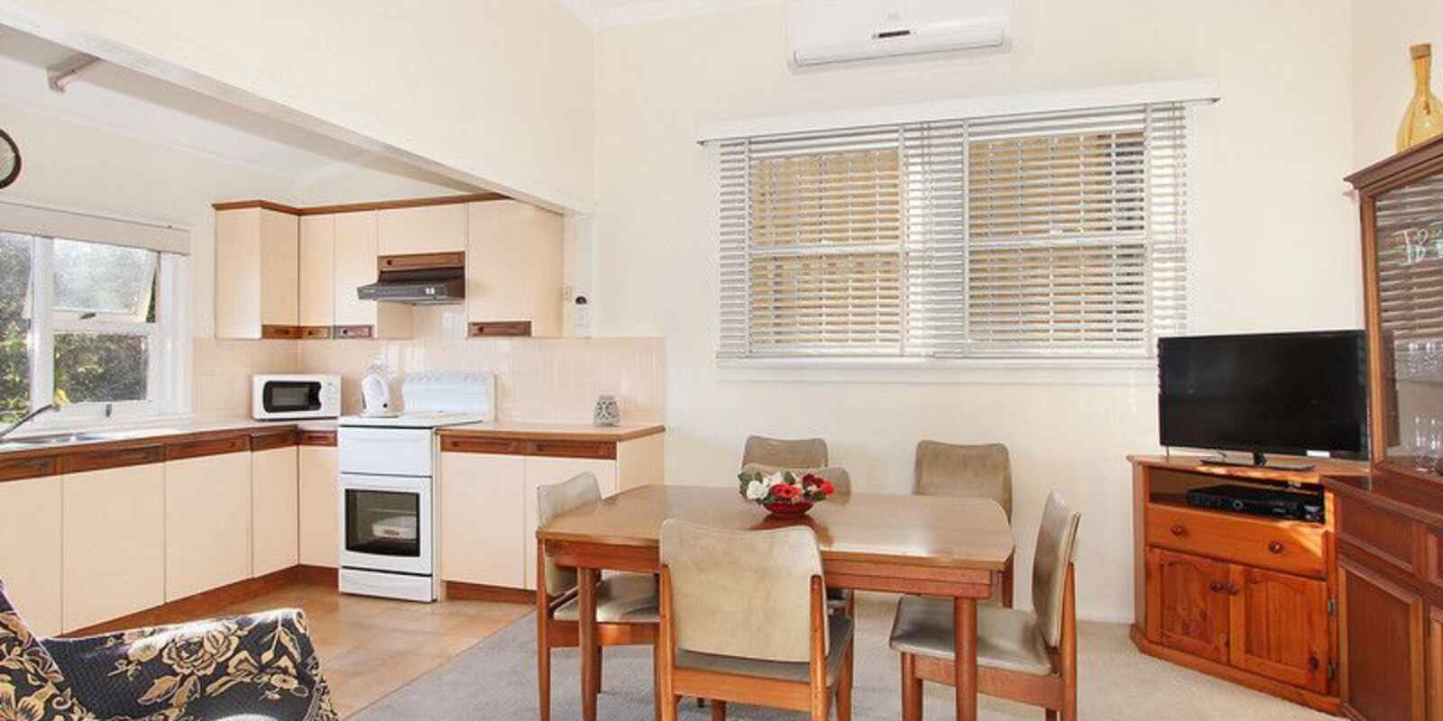 8 Hopetoun Street Hurlstone Park