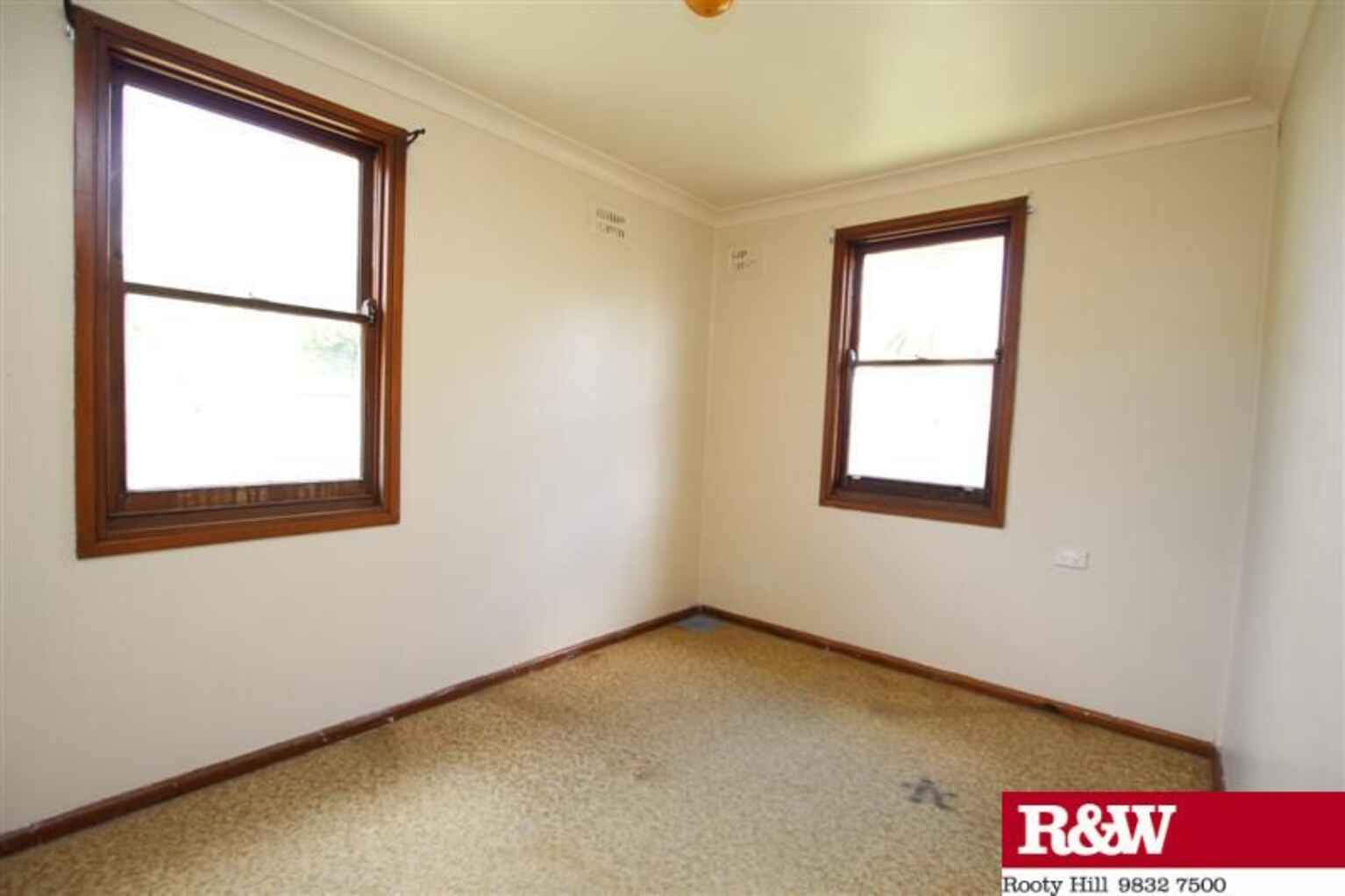 53 Keesing Crescent Blackett