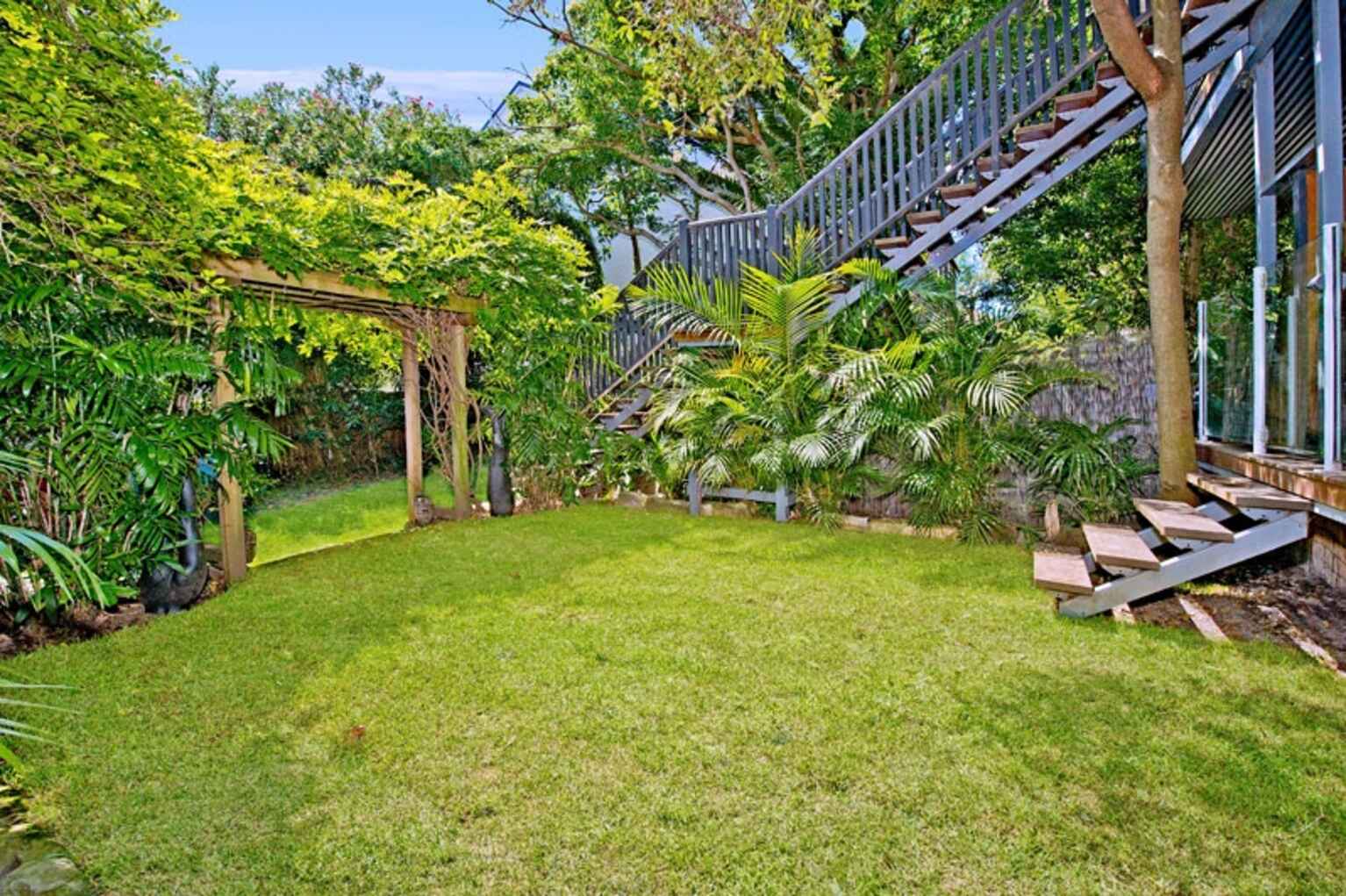 2/53 Sir Thomas Mitchell Road Bondi Beach