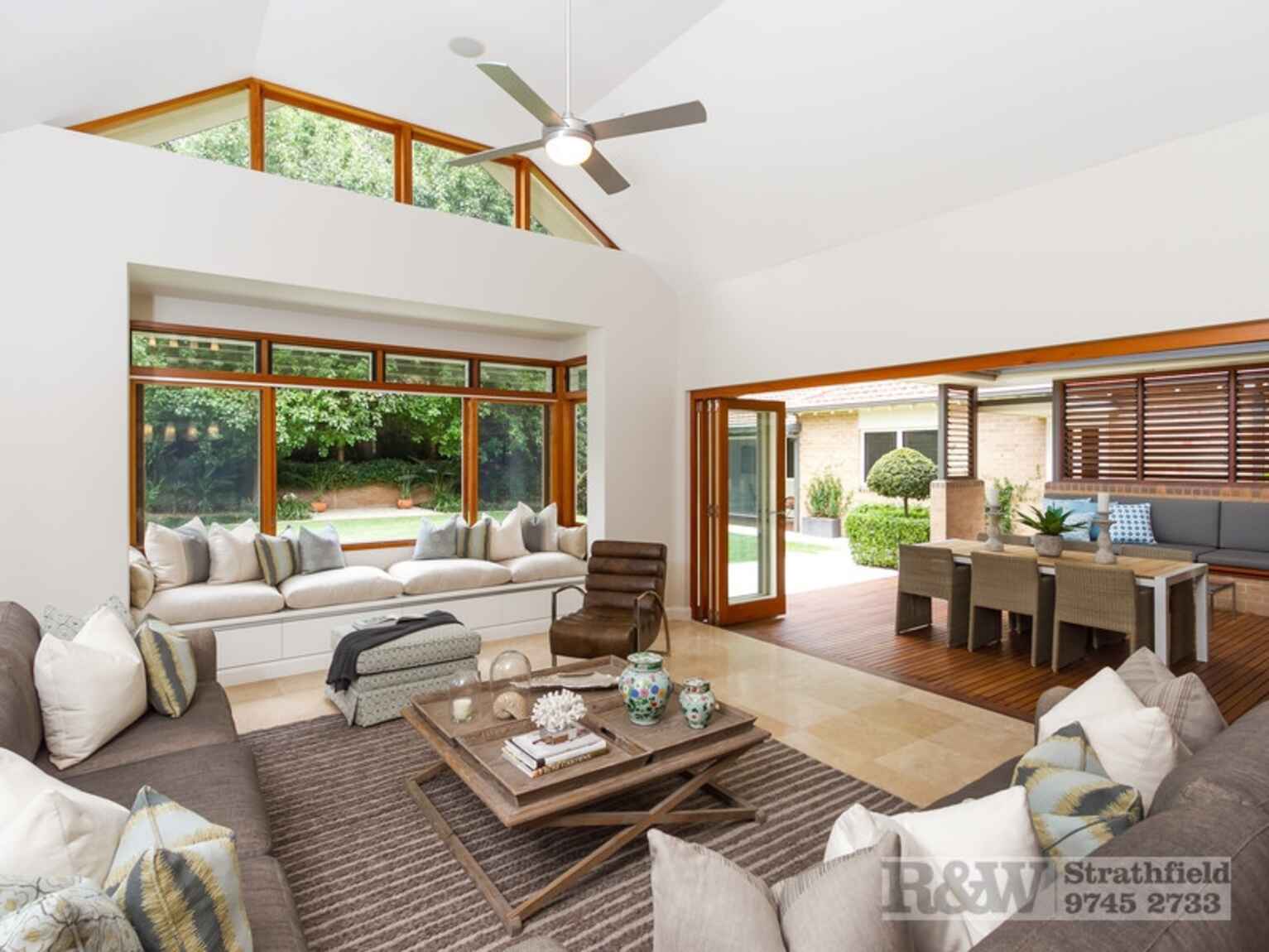 4 APPIAN WAY Burwood 4 APPIAN WAY Burwood