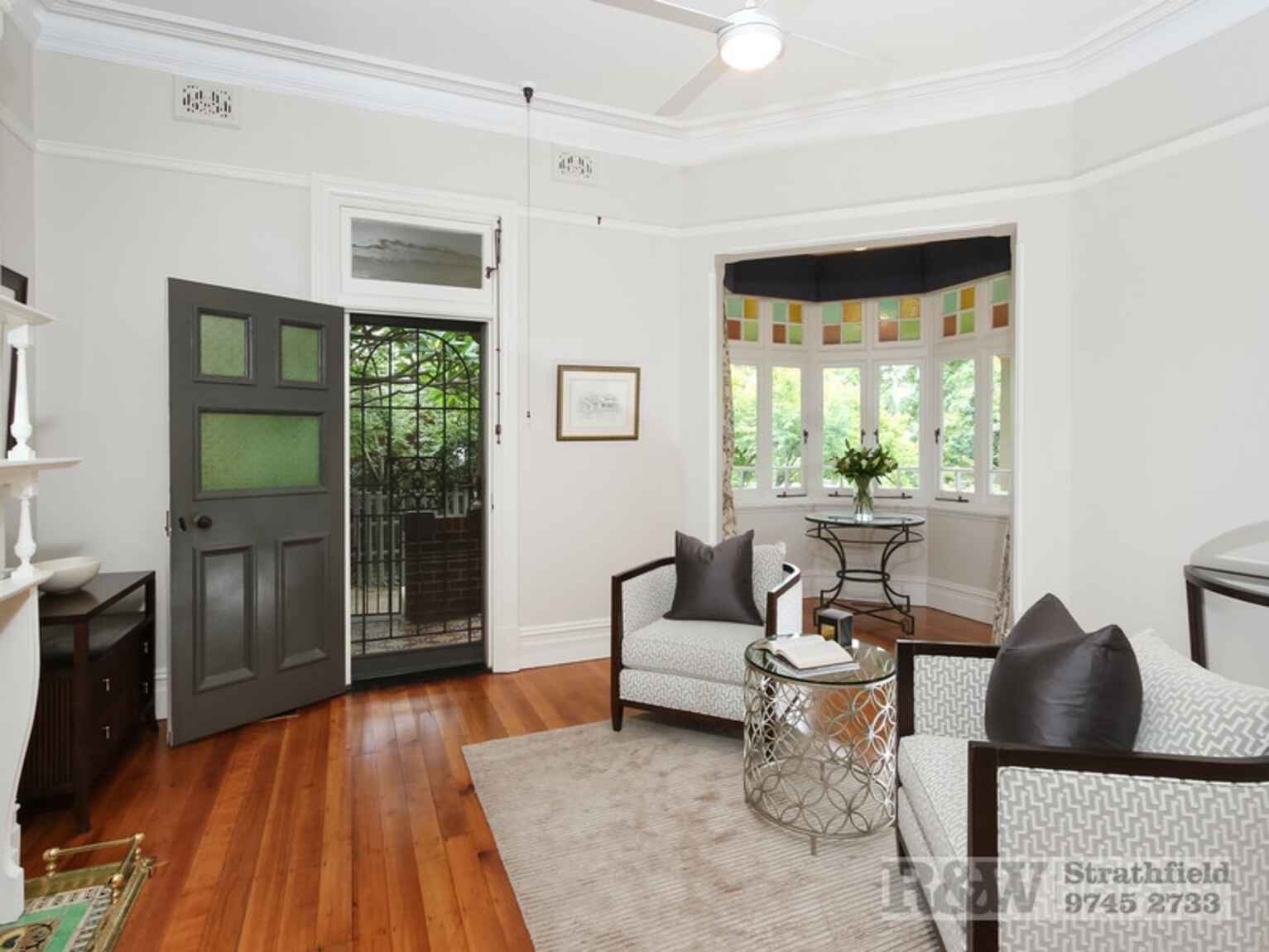 4 APPIAN WAY Burwood 4 APPIAN WAY Burwood