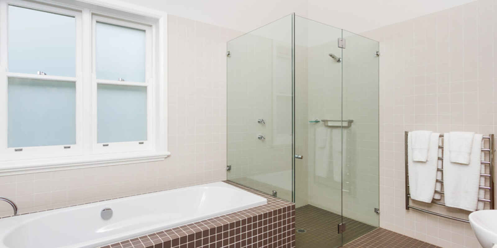 4 APPIAN WAY Burwood