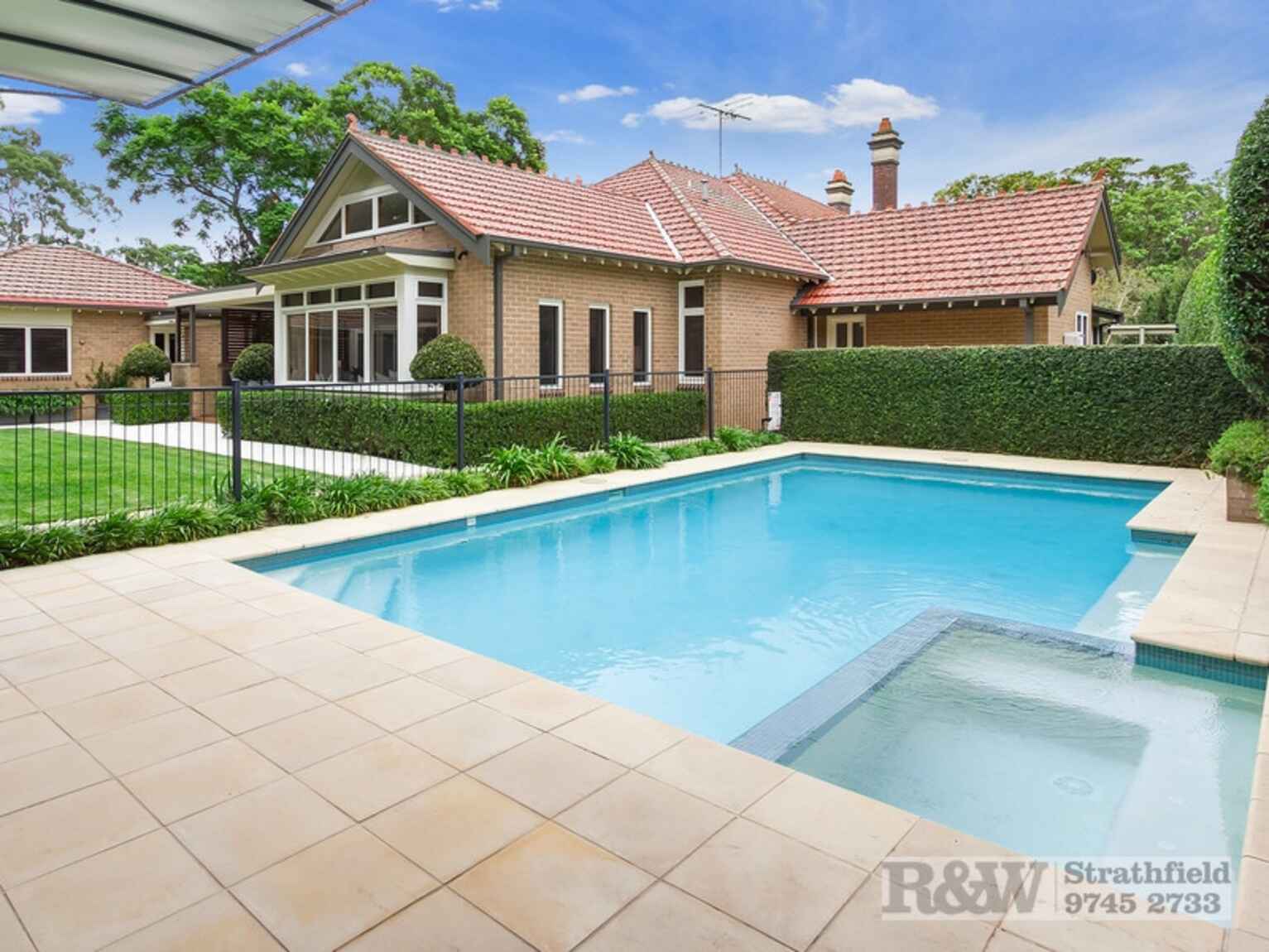 4 APPIAN WAY Burwood 4 APPIAN WAY Burwood