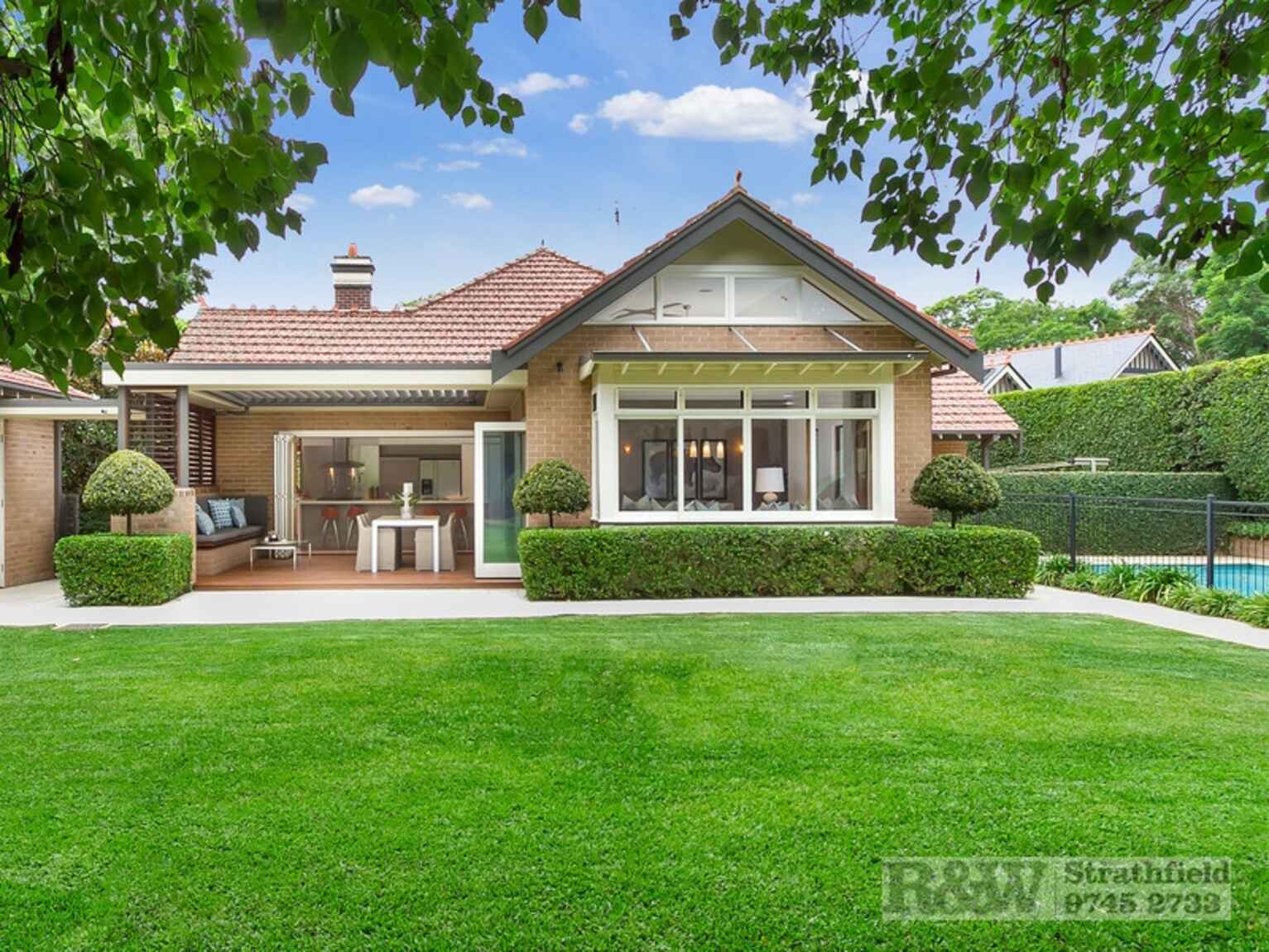 4 APPIAN WAY Burwood 4 APPIAN WAY Burwood