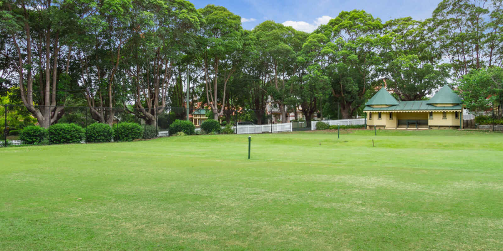 4 APPIAN WAY Burwood